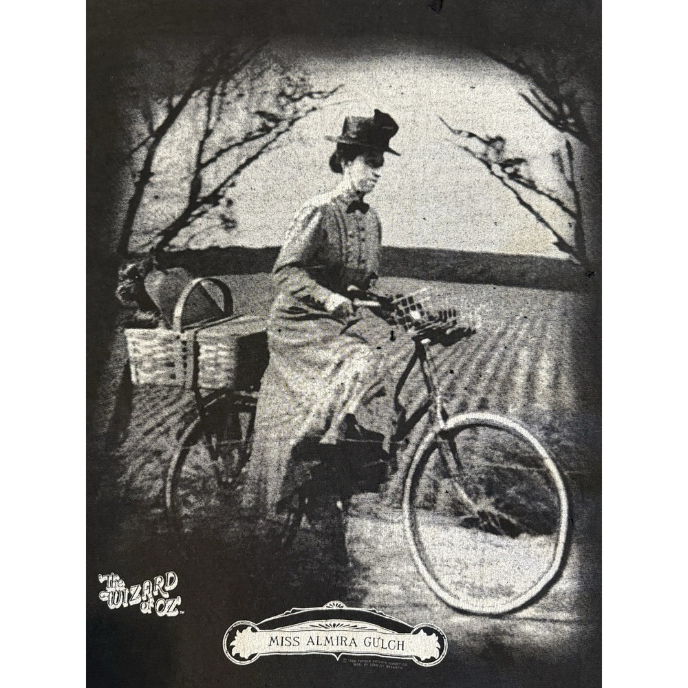 VTG Wizard Of Oz Shirt Miss Almira Gulch Wicked Shirt Stanley Desantis XL Flaws - Picture 3 of 16